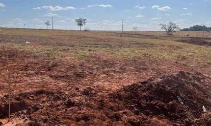 terreno maravilhoso de 200 mts na zona norte pronto para construir