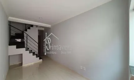 Casa com 2 quartos para alugar na Rua das Campânulas, 346, Vila Alpina, São Paulo