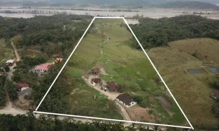 Área Rural para Venda em Joinville, Vila Nova, 2 dormitórios, 1 banheiro, 10 vagas