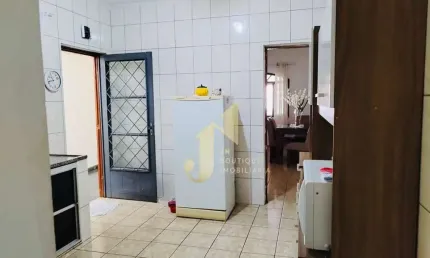 CASA A VENDA COM 2 DORMITÓRIOS E 1 SUÍTE EM JACAREÍ - JARDIM MARCONDES