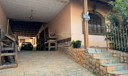 Casa com 4 quartos à venda na Castelo de Guimarães, 340, Castelo, Belo Horizonte por R$ 1.300.000