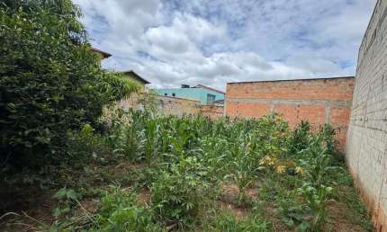 Terreno em condomínio fechado à venda na Rua Orlando Lima Melo, 426, Parque Xangri-Lá, Contagem por R$ 380.000