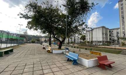 Apartamento com 4 quartos à venda na Rua Julita Nogueira Soares, 629, Santa Terezinha, Belo Horizonte por R$ 310.000