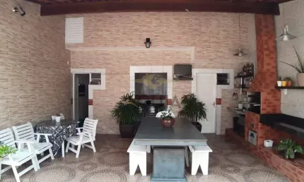Casa com 3 quartos à venda na Rua Nilton Baldo, 690, Paquetá, Belo Horizonte por R$ 880.000