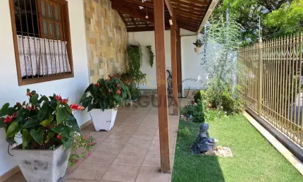Casa com 5 quartos à venda na Rua dos Advogados, 162, Alípio de Melo, Belo Horizonte por R$ 1.250.000