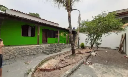 Casa com 4 quartos à venda na Edvaldo Martins, 313, Atalaia (Justinópolis), Ribeirão das Neves por R$ 450.000