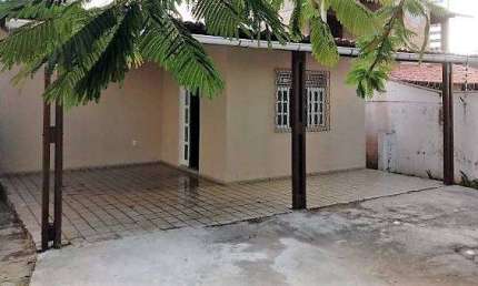 Casa para vender Ponta Negra, 175 m², terreno de 360 m², 2 suítes