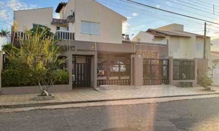 Sobrado com 4 dormitórios à venda, 515 m² por R$ 2.150.000,01 - Granville Parque Residencial - Londrina/PR