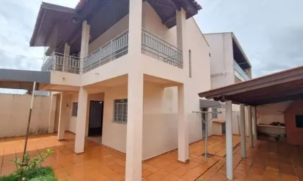 Sobrado com 3 dormitórios à venda, 162 m² por R$ 500.000,00 - Pinheiros - Londrina/PR