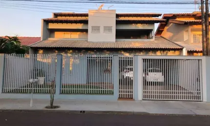 Sobrado com 4 dormitórios à venda, 298 m² por R$ 1.250.000,01 - Centro - Ibiporã/PR