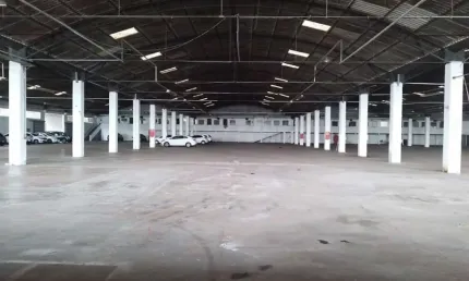 Barracão para alugar, 7000 m² por R$ 105.000,00 - Veraliz - Londrina/PR