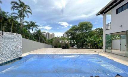 Casa com 3 suítes à venda, 447 m² por R$ 1.600.000 - Champagnat - Londrina/PR