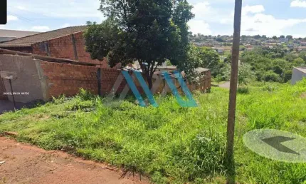 Terreno à venda na Rua Manoel Duarte Bilhão, 394, Colinas, Londrina