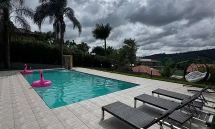Casa com 3 suítes para alugar, 450 m² por R$ 15.000/mês - Condomínio Residencial Vila Rica - Bragança Paulista/SP