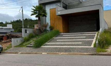 Casa com 3 suítes para alugar, 200 m² por R$ 9.200/mês - Condomínio Residencial Euroville II - Bragança Paulista/SP