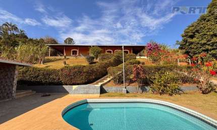 Chácara com 1 suíte entre Bragança e Atibaia à venda, 4000 m² por R$ 1.300.000 - Bragança Paulista/SP