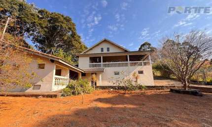 Chácara com 3 suítes à venda, 3000 m² por R$ 1.350.000 - Represa - Joanópolis/SP