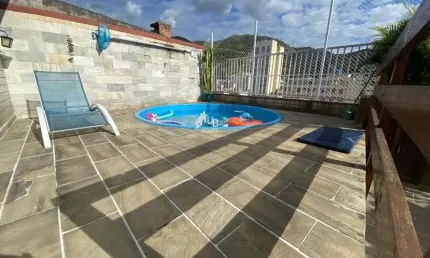 Excelente cobertura linear de 4 quartos e 2 vagas no méier