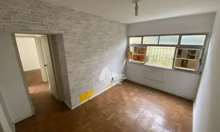 Apartamento de 3 quartos com dependencia na rua lins de vasconcelos