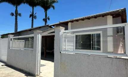Casa com 2 quartos à venda na Estrada Do Aterrado, 1905, 1905, Centro, Saquarema