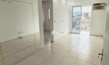 Maravilhoso apartamento de 2 quartos e vaga de garagem no Cachambi
