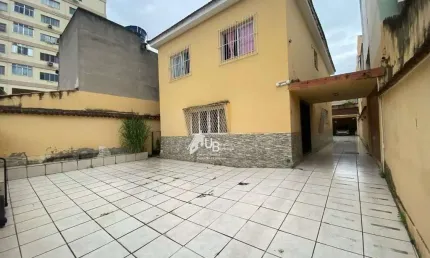 Excelente Casa de vila com 4 quartos e 6 vagas de garagem em Todos os Santos