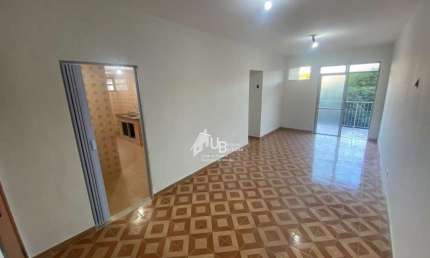Excelente apartamento de fundos com 2 quartos e dependencia no Cachambi