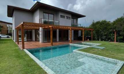 Casa em condomínio fechado com 6 quartos à venda na Praia do Forte, Mata de São João  por R$ 4.300.000