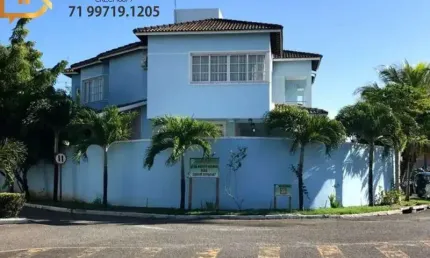 Casa de esquina com piscina privativa 6/4 suíte master com closet no condomínio Villas do Bosque.Estrada do coco. Lauro de Freitas. Condomínio fechado