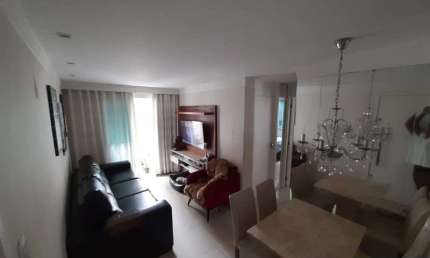 Apartamento 2/4 com varanda no condomínio Gran Ville das Artes - Torre Goya.