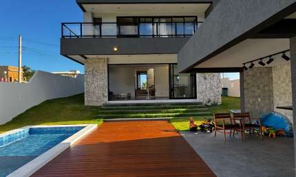 Excelente Casa 4/4 suítes no Alphaville Litoral Norte 3
