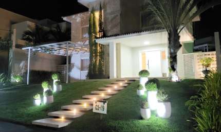 Excelente Casa PORTEIRA FECHADA no Alphaville Litoral Norte I Abrantes