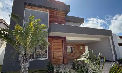 Excelente Casa nova 4/4 suítes + escritório climatizada em Jacuipe