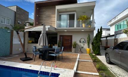 Casa duplex com acabamento fino alto padrão,  Energia Solar em Abrantes