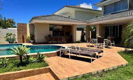 Excelente Casa Mobiliada com Energia Solar na Priscila Dutra 4/4 suítes