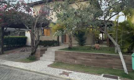 LOCAÇÃO - Casa duplex com 3/4 dormitórios na  Priscila Dultra Buraquinho