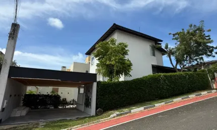 Casa de esquina ampla com piscina privativa para venda – abrantes