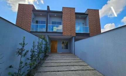 Casa com 3 dormitórios à venda, 107 m² por R$ 680.000,00 - Bucarein - Joinville/SC