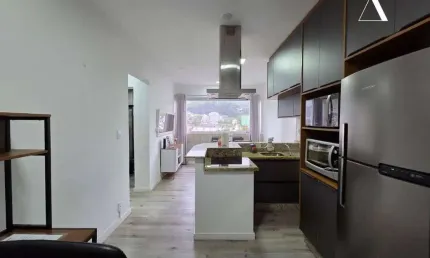 Apartamento com 2 dormitórios à venda, 77 m² por R$ 299.000,00 - Boa Vista - Joinville/SC