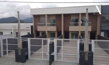 Casa com 2 dormitórios à venda, 85 m² por R$ 400.000,00 - Vila Nova - Joinville/SC