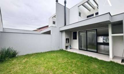 Casa com 3 dormitórios à venda, 195 m² por R$ 1.290.000,00 - Saguaçu - Joinville/SC