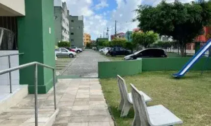 Apartamento com 3 quartos à venda na Rua Major João Ribeiro Pinheiro, Várzea, Recife, 56 m2 por R$ 200.000
