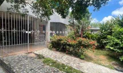 Imóvel para venda tem 240 metros quadrados com 4 quartos em Cordeiro - Recife - PE