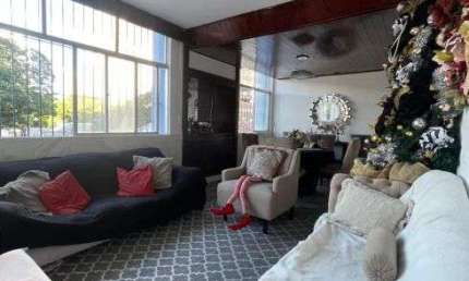 Apartamento no Espinheiro - 3 Quartos + DCE - 120m²