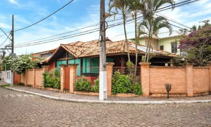 Casa em condomínio fechado com 3 quartos à venda na Rua Aquarius, Barra de Macaé, Macaé