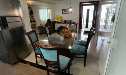 Casa com 3 quartos à venda na Rua Alzira Hipólito dos Santos, Glória, Macaé