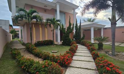 Casa de Alto Padrão com Vista Deslumbrante na Enseada das Gaivotas