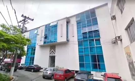 Sala Comercial à Venda em Alphaville - Santana de Parnaíba.