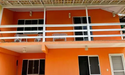 Casa à venda em São Pedro da Aldeia-RJ, no Balneário São Pedro: 3 quartos, 1 suíte, 2 salas, 2 banheiros, 2 vagas, 110m².