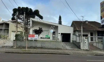 Casa com 3 quartos para alugar na Rua José de Alencar, 413, Alto da Rua XV, Curitiba